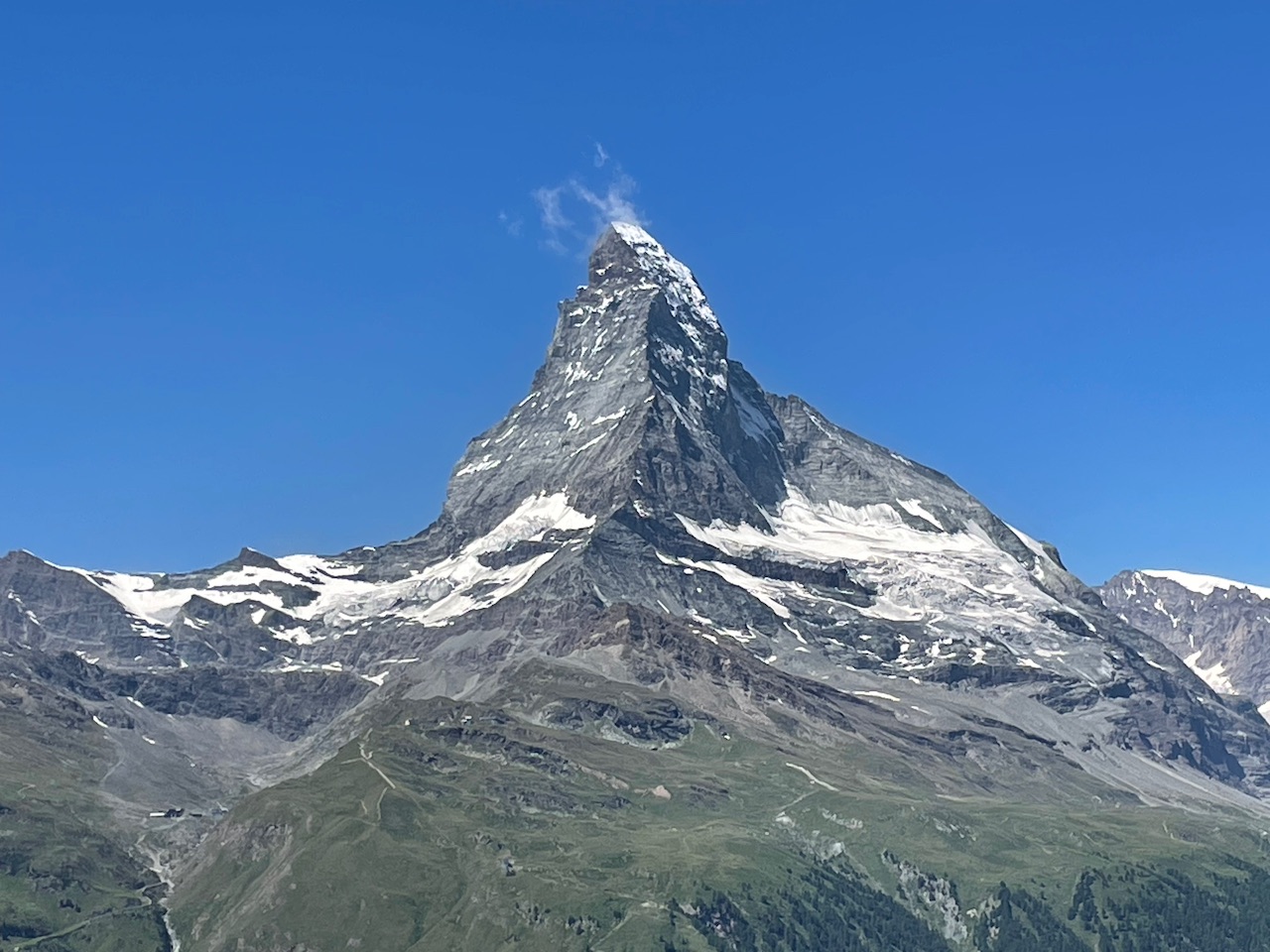 image from Matterhorn granią Hörnli z przewodnikiem